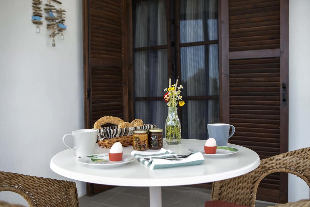 Neria Summer Houses Hanioti Exterior photo