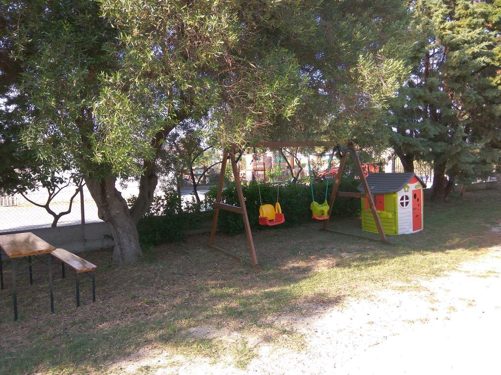 Neria Summer Houses Hanioti Exterior photo